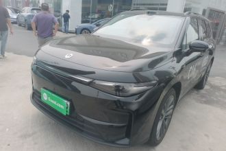 零跑汽车 零跑C16 2026款 增程 280激光雷达智尊版 6座