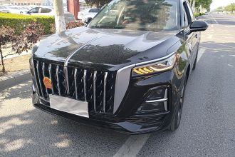 红旗HS5 2023款 2.0T 旗享Pro版
