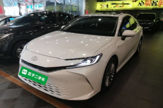 丰田 凯美瑞 2024款 双擎 2.0HGVP 豪华版