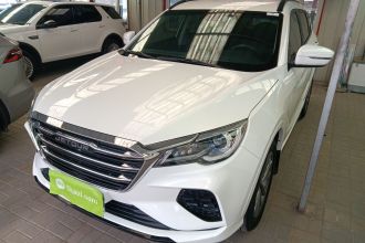 捷途X70 2022款 1.5T 手动乐行版 5座