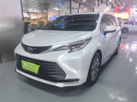 丰田 赛那SIENNA 2024款 2.5L混动 臻享尊贵版