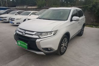 三菱 欧蓝德 2018款 2.4L 四驱精英版 5座