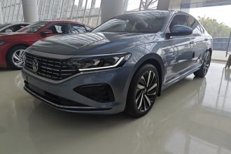 大众 帕萨特 2022款 330TSI 豪华版