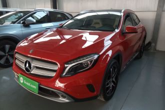 奔驰GLA 2015款 GLA 220 4MATIC 时尚型