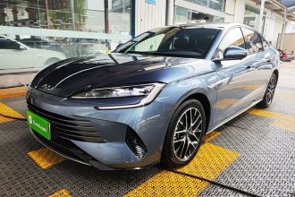 比亚迪 海豹 2023款 DM-i 1.5T 121km 尊荣型