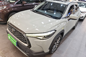 丰田 卡罗拉锐放 2022款 2.0L 旗舰版