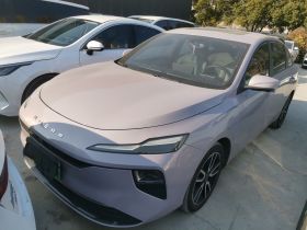 荣威D6 2025款 450km 尊享版