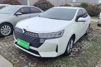 启辰D60 2023款 PLUS 1.6L XL CVT悦领版