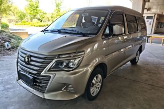 东风风行 菱智 2022款 奋斗款 M5L 2.0L 基本型 9座