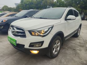 海马S5 2015款 1.6L 手动豪华型天窗版