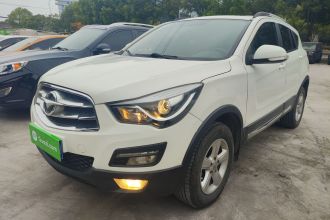 海马S5 2015款 1.6L 手动豪华型天窗版