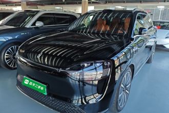 鸿蒙智行 问界M9 2025款 增程 Max版 52kWh 6座版 (192线激光雷达）