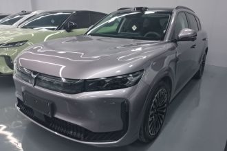 岚图汽车 岚图FREE 2025款 FREE+ 四驱乾崑版