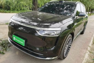 鸿蒙智行 问界M8 2025款 增程 Max+版 53.4kWh 6座版 (192线激光雷达）