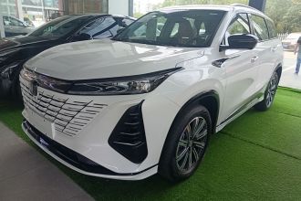 长安CS75 PLUS 2026款 智慧冠军版 1.5T 新蓝鲸 智航型