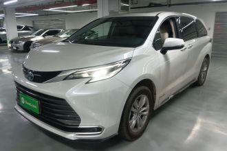 丰田 赛那SIENNA 2023款 2.5L混动 豪华版