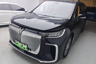 岚图汽车 岚图梦想家 2025款 PHEV 四驱旗舰鲲鹏版