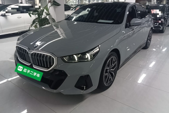 宝马5系(进口) 2024款 530i 领先型 M运动套装