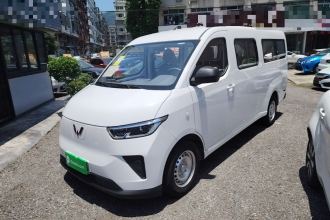 五菱汽车 五菱扬光 2025款 400km 客车版舒适型