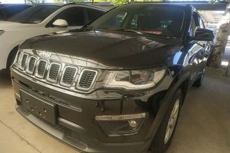 Jeep 指南者 2020款 220T 自动精英版