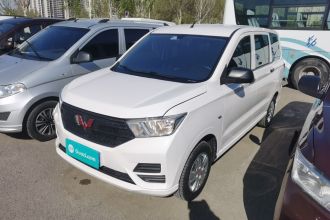 五菱汽车 五菱宏光 2021款 改款 1.5L S基本型 液压助力LAR