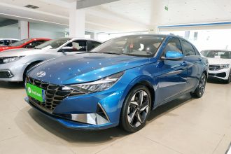 现代 伊兰特 2021款 1.5L CVT LUX尊贵版