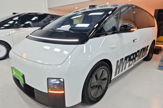 理想汽车 理想MEGA 2025款 Home 家庭特别版