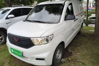 五菱汽车 五菱宏光V 2022款 1.5L劲取版封窗车电动助力LAR