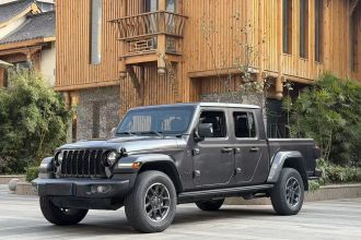 Jeep 角斗士 2023款 3.6L Overland
