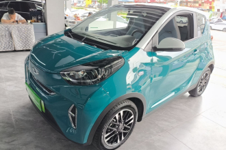 奇瑞QQ 小蚂蚁 2022款 甜粉款 半糖版 磷酸铁锂 30kW 301km