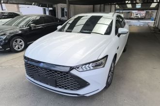 比亚迪 秦PLUS 2023款 冠军版 DM-i 120KM领先型