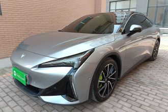 ARCFOX极狐 极狐 阿尔法S5 2024款 708MAX 200kW