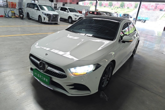 奔驰A级 2021款 A 180 L 运动轿车