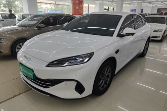 比亚迪 海豹06新能源 2025款 DM-i 智驾版 80KM豪华型