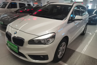 宝马2系多功能旅行车 2015款 218i 领先型
