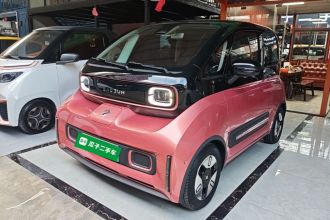宝骏E300 2020款 Plus 星际未来版