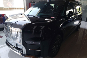 极氪009 2024款 七座过道版四驱 108kWh