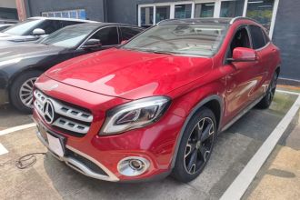 奔驰GLA 2017款 GLA 220 4MATIC 时尚型
