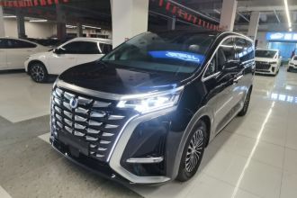 腾势D9 2022款 DM-i 970 四驱旗舰型