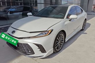 丰田 凯美瑞 2025款 双擎 2.5HXS 运动Plus智行版