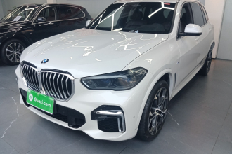宝马X5 2022款 改款 xDrive 40Li 尊享型M运动套装