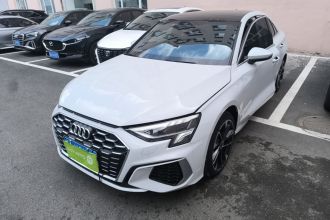 奥迪A3 2023款 A3L Limousine 35 TFSI 时尚运动型