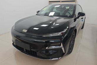 吉利银河 银河星耀8 2025款 60km EM-i 豪享版