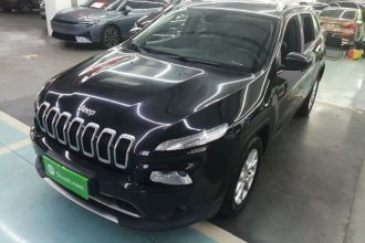 Jeep 自由光 2017款 2.0L 优越版