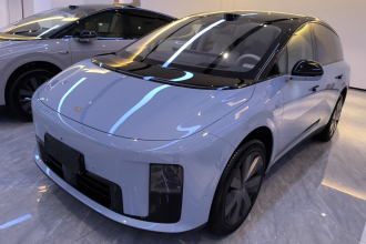 理想汽车 理想i8 2025款 标准版