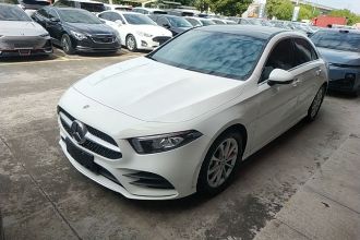 奔驰A级 2022款 改款 A 200 L 运动轿车动感型