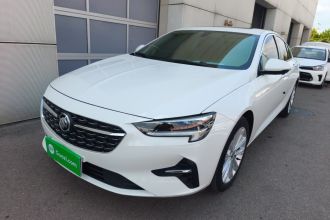 别克 君威 2022款 652T 智享型