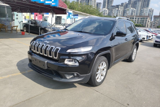 Jeep 自由光 2016款 2.0L 优越版