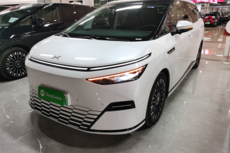 小鹏X9 2025款 纯电 740超长续航 Max