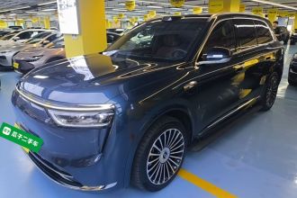 鸿蒙智行 问界M8 2025款 增程 Ultra版 53.4kWh 5座版 (192线激光雷达）